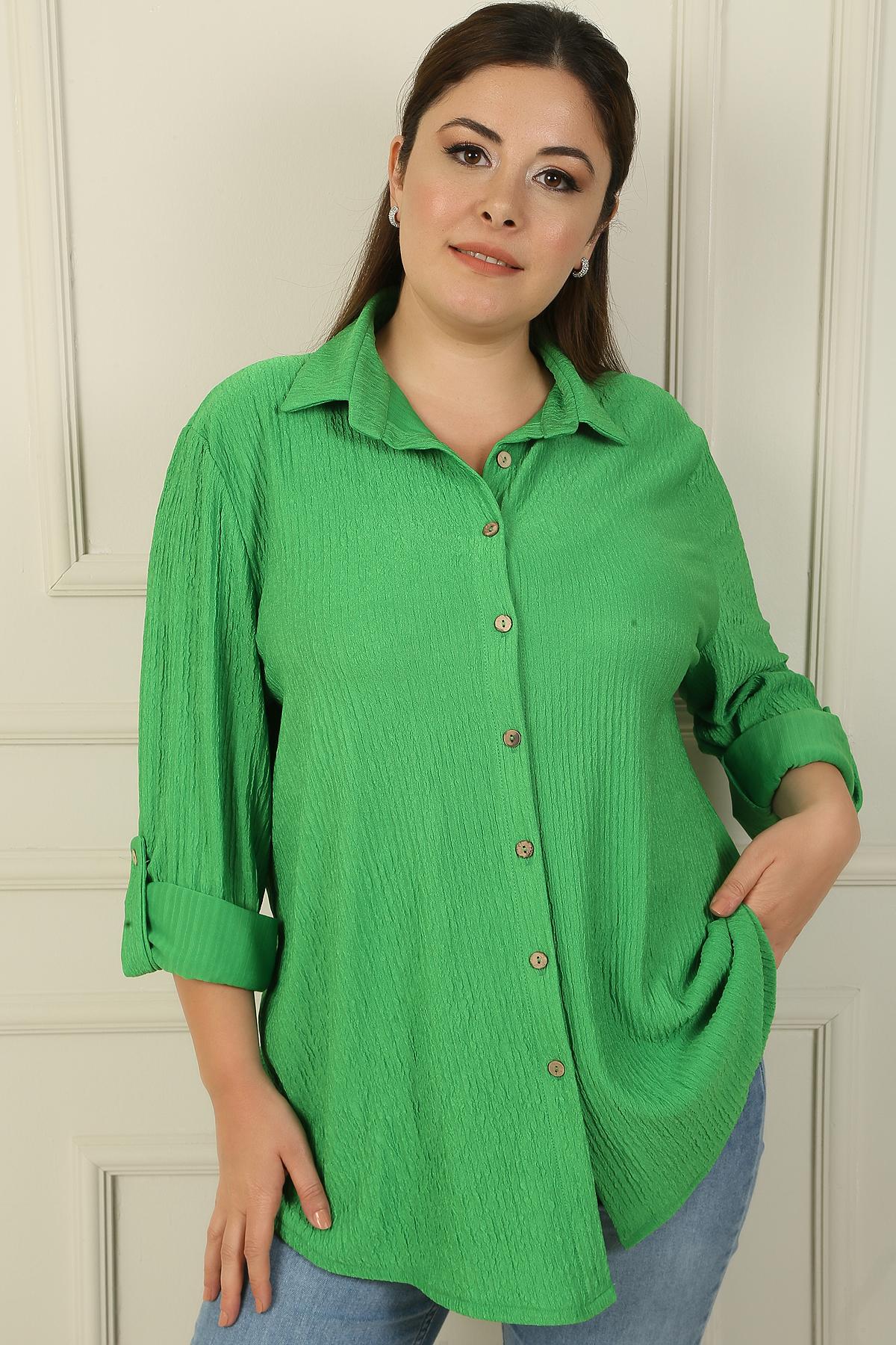 

Рубашка из крепа больших размеров с металлическими пуговицами спереди и подвернутыми рукавами 4XL экрю