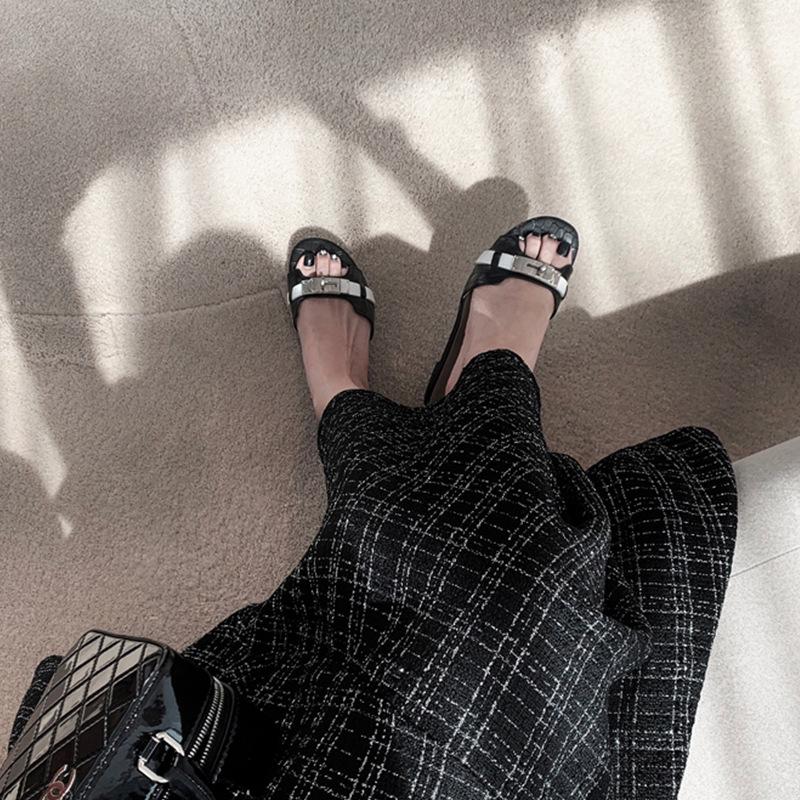 Leather version~ Small gold buckle crocodile pattern French one-word slippers, pregnant women wear sandals with soft bottom beach half slippers