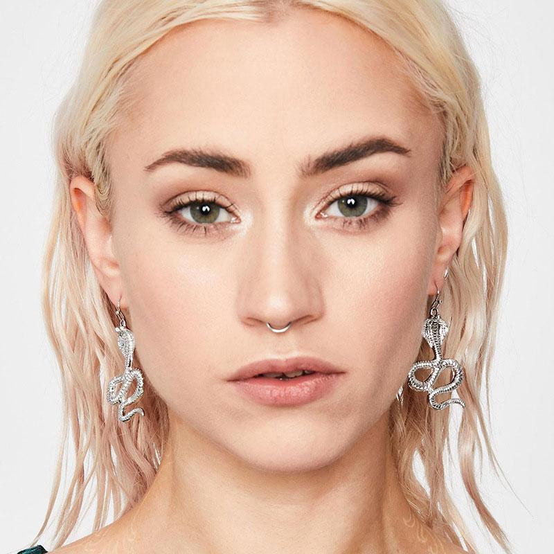 💰Koupit online 1Pair Vintage Alloy Ear Cuffs Earrings Snake Earring Clips Punk — nejlepší cena