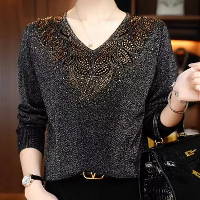 Women Spring and Autumn Knitted Sweater Long-sleeved Temperament Knitted Loose Base Top