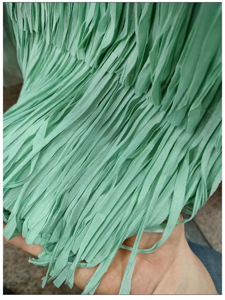 2025 Frühling/Sommer Koreanischer Nischenrock mit einfarbiger Quaste, hohe Taille, mittellang