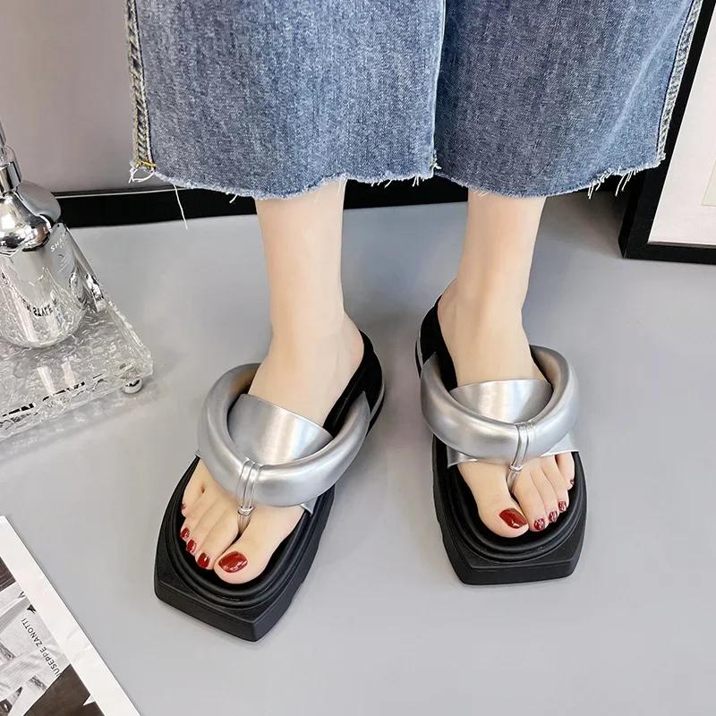 Fashion Women's Muffin Thick-soled Sandals 2025 Summer New Toe Flip-flops Shoes