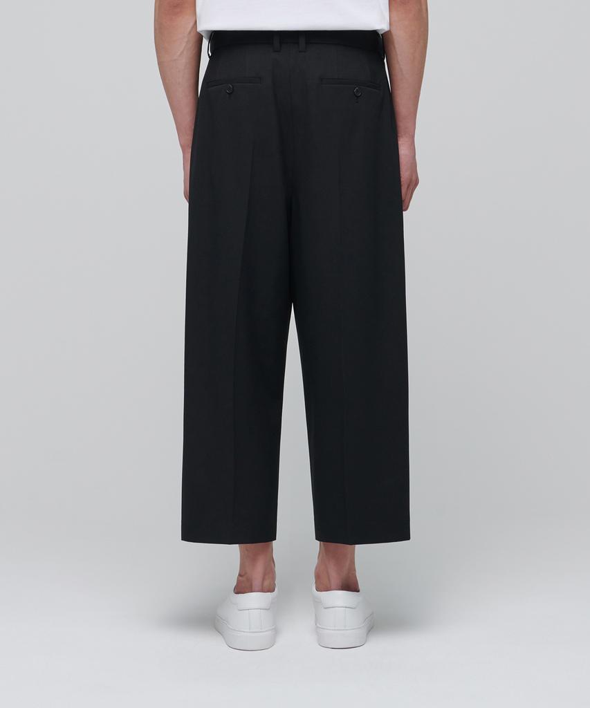 Musinsa Standard Super Wide Hidden Banding Crop Slacks [Black]