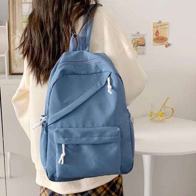 Rucksack mit großem Fassungsvermögen, leicht und einfarbig für Reisen und Schule