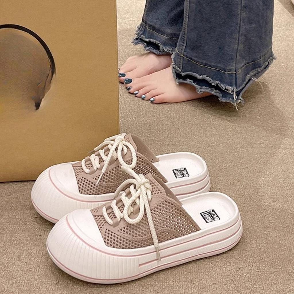 Baotou Women's Summer New Style of Fashionable and Stylish Outdoor Slippers with Thick Bottom and Anti Slip Hole, Cool Slippers