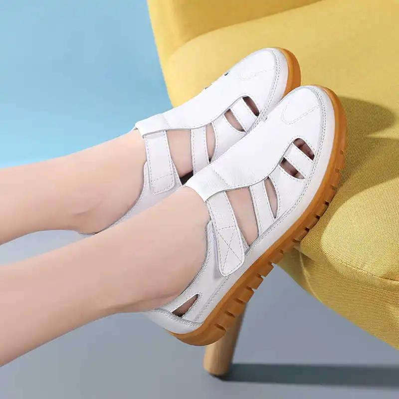 Fashion Ski Boots Snow Boot Black Woman Shoes Slippers Sandals For Women's Beach Sneakers Sport Of Famous Brands Trainers Luxe