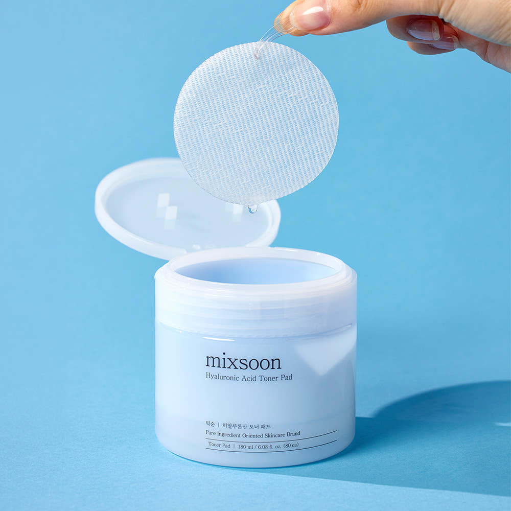 mixsoon Hyaluronic Acid Toner Pad 80 Pads Korean Hydrating & Moisturizing Facial Toner Pads