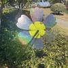 1Pcs Outdoor Kid Toy Sequin Flower Shaped Laser Handheld Windmill Home Garden Decoration Wind Spinner Whirligig Yard Decor