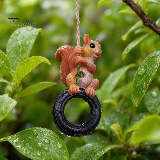 Waterproof Balcony Hanging Decor Squirrel On Tire Outdoor Ornament, Realistic Resin Figurine for Whimsical Tree Decoration Garden Patio Decoration,