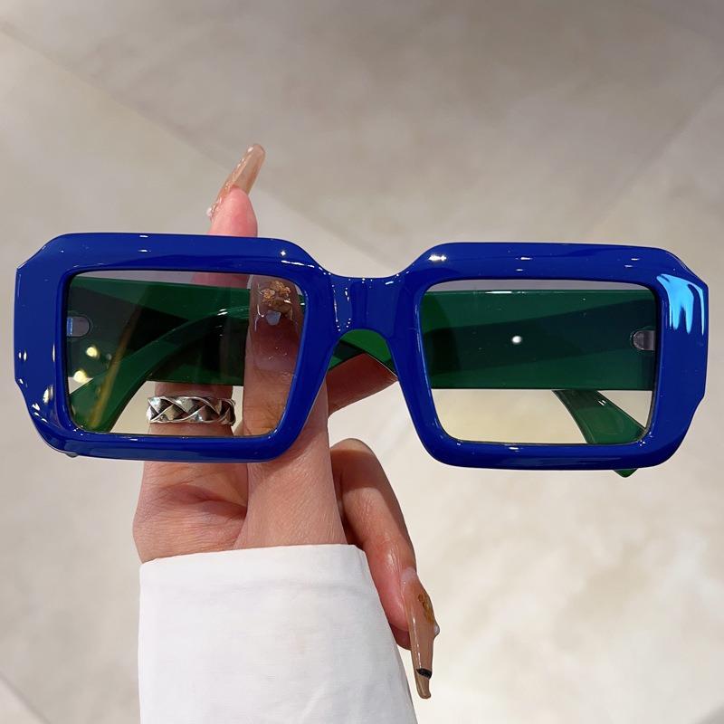 Vintage Rectangle Sunglasses Fashion Square Candy Color Shades Eyewear Trendy Retro Women Brand Design UV400 Sun Glasses