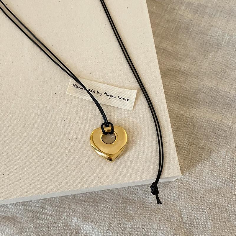 

Глянцевая пустая металлическая любовь черная кожаная веревка длинное ожерелье женская универсальная модная цепочка на шею цепочка на свитер