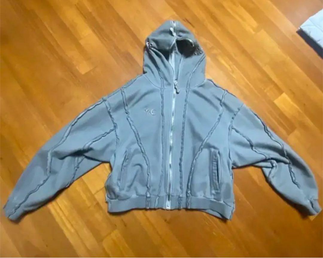 

[ВЖИВАНИЙ] Оригінальний худі гладіатора Thug Club, який носив Нікі з ENHYPEN