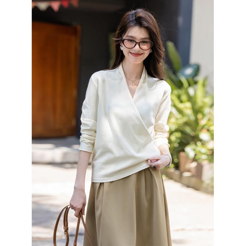 Mocana Women's Elegant V-Neck Long Sleeve Knit Sweater