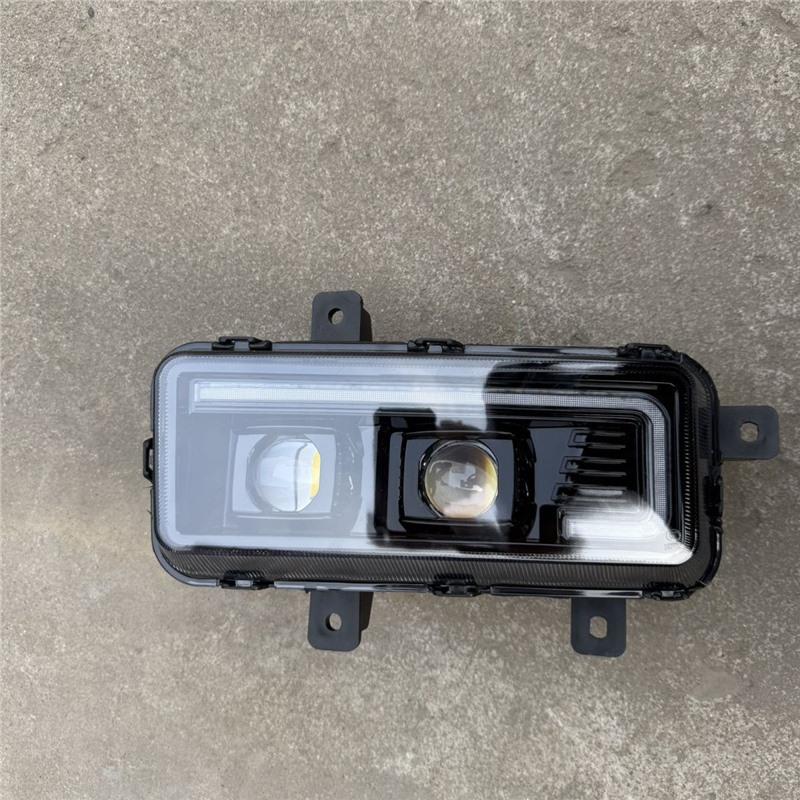 Compatible Fog Light Assembly for Dongfeng Tian Jin 2nd/3rd Gen / Tian Long KC with Double Lens - New 153 Modified
