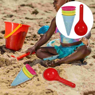 Giocattoli per gelato alla sabbia Giocattoli da spiaggia per bambini Set di stampi per coni e paletta in plastica Set di giochi per finta sabbiera Castello estivo Tazza