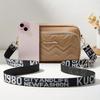 Torebka na ramię crossbody z szerokim paskiem