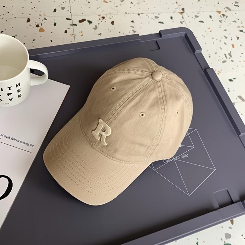 Four season R-letter soft top baseball cap, fashionable men's and women's sun shading and sun protection duckbill cap