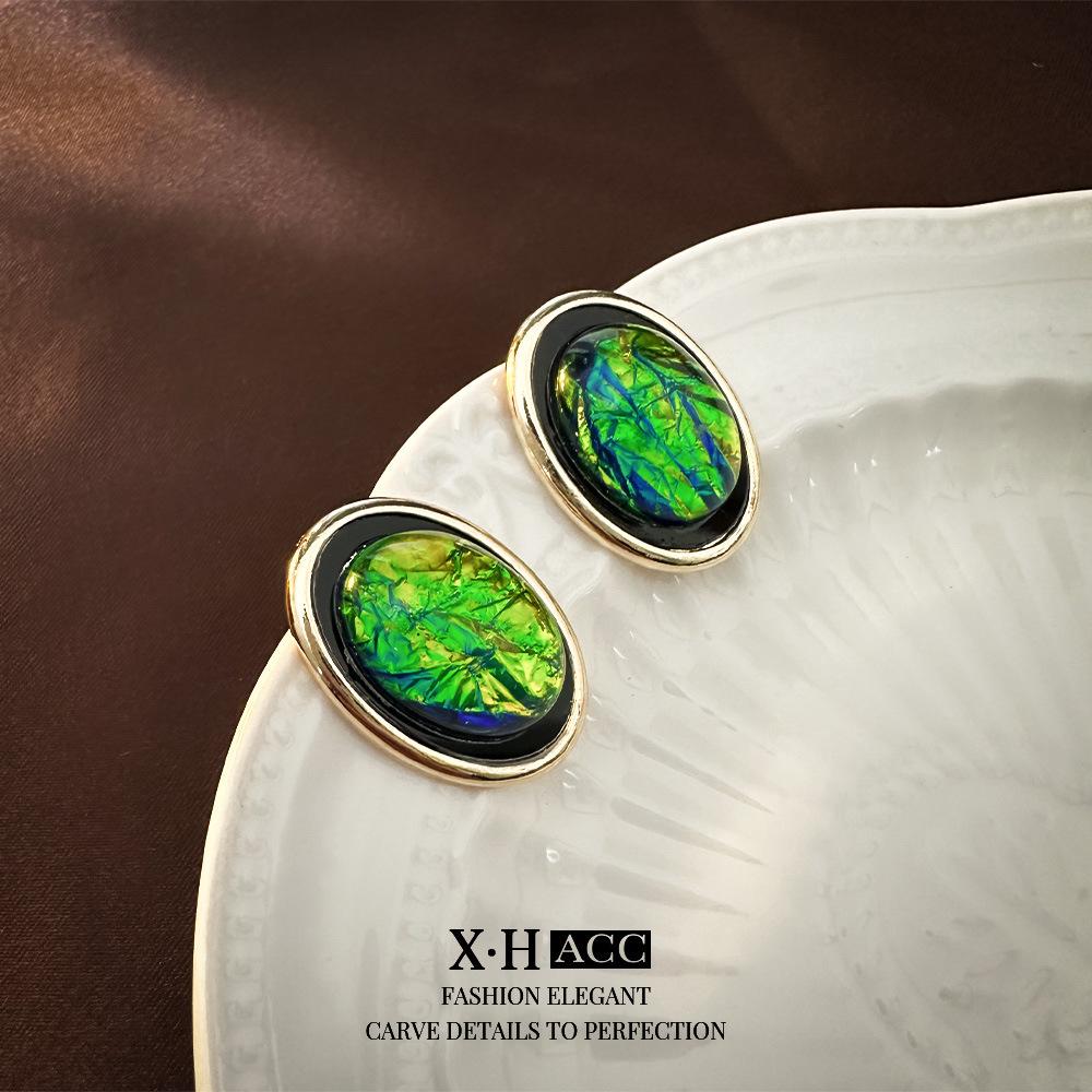 Elegant Gold-Plated Black Zircon Stud Earrings - Niche Design for a Luxurious Fashion Statement