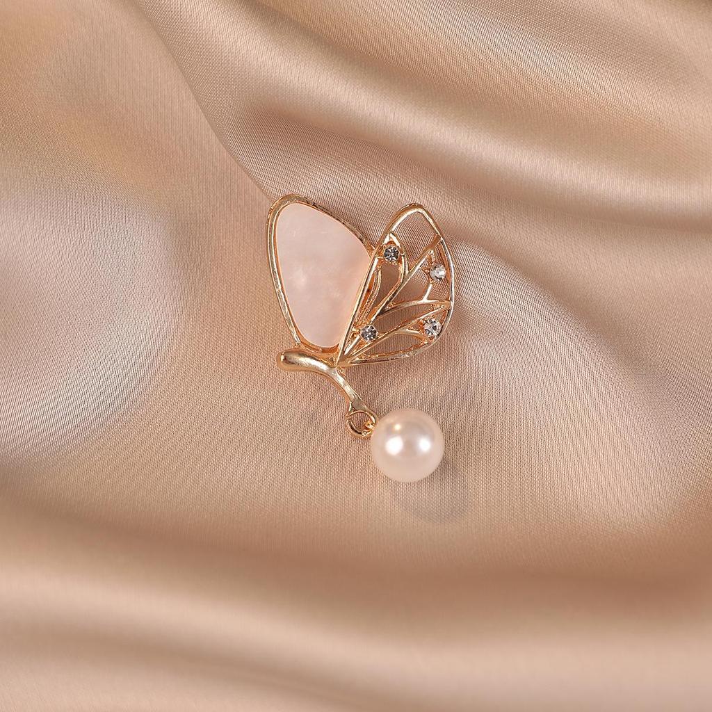 2026 High-End Butterfly Brooch: Elegant Summer Accessory for Shirts and Suits