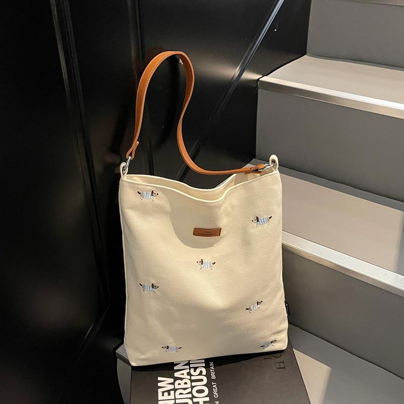 

Japanese Style Tote Bag Women Casual Shoulder Handbag Versatile Fresh Literary Crossbody Bag білий