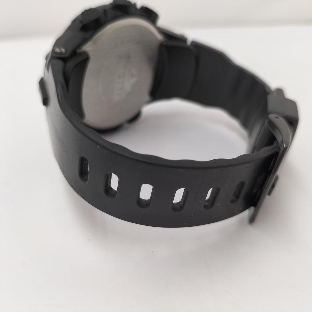 Used CASIO PRW-3000-2BJF PRO TREK