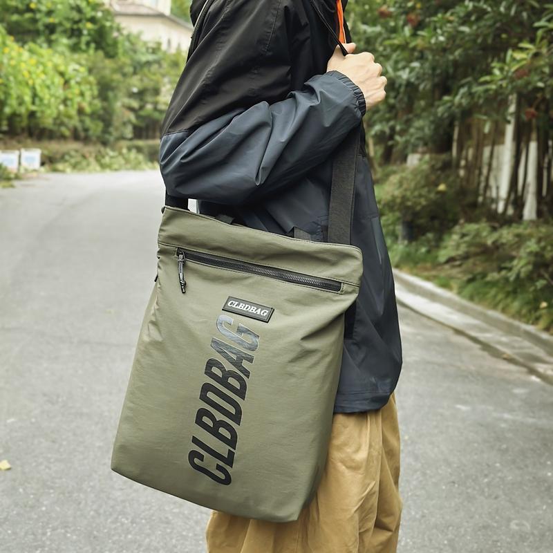 Мужской рюкзак с буквенным принтом — фото 5