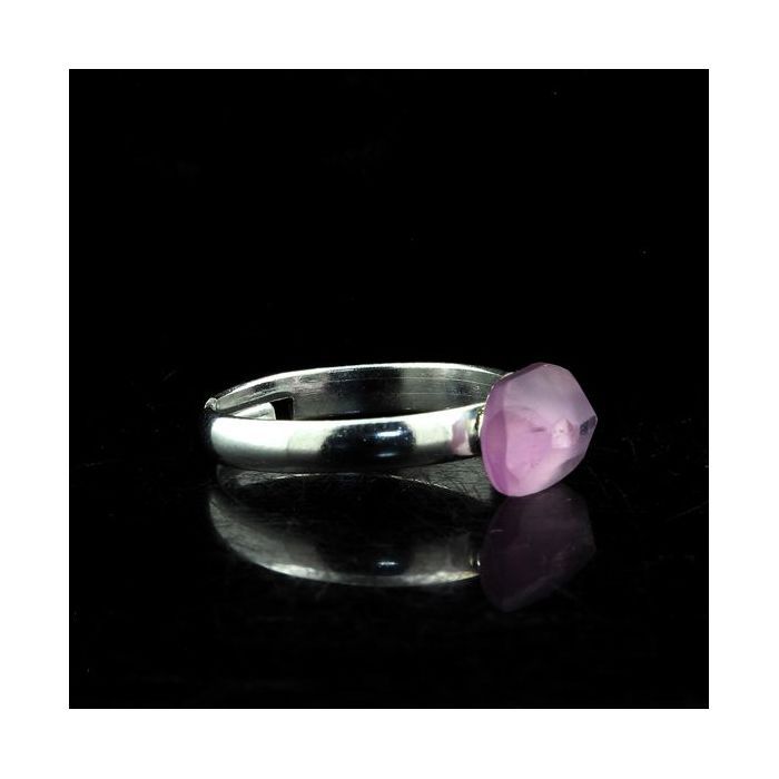 Pierres et Minéraux. Bague Kunzite plaqué argent. 8.30 ct. Taille réglable.