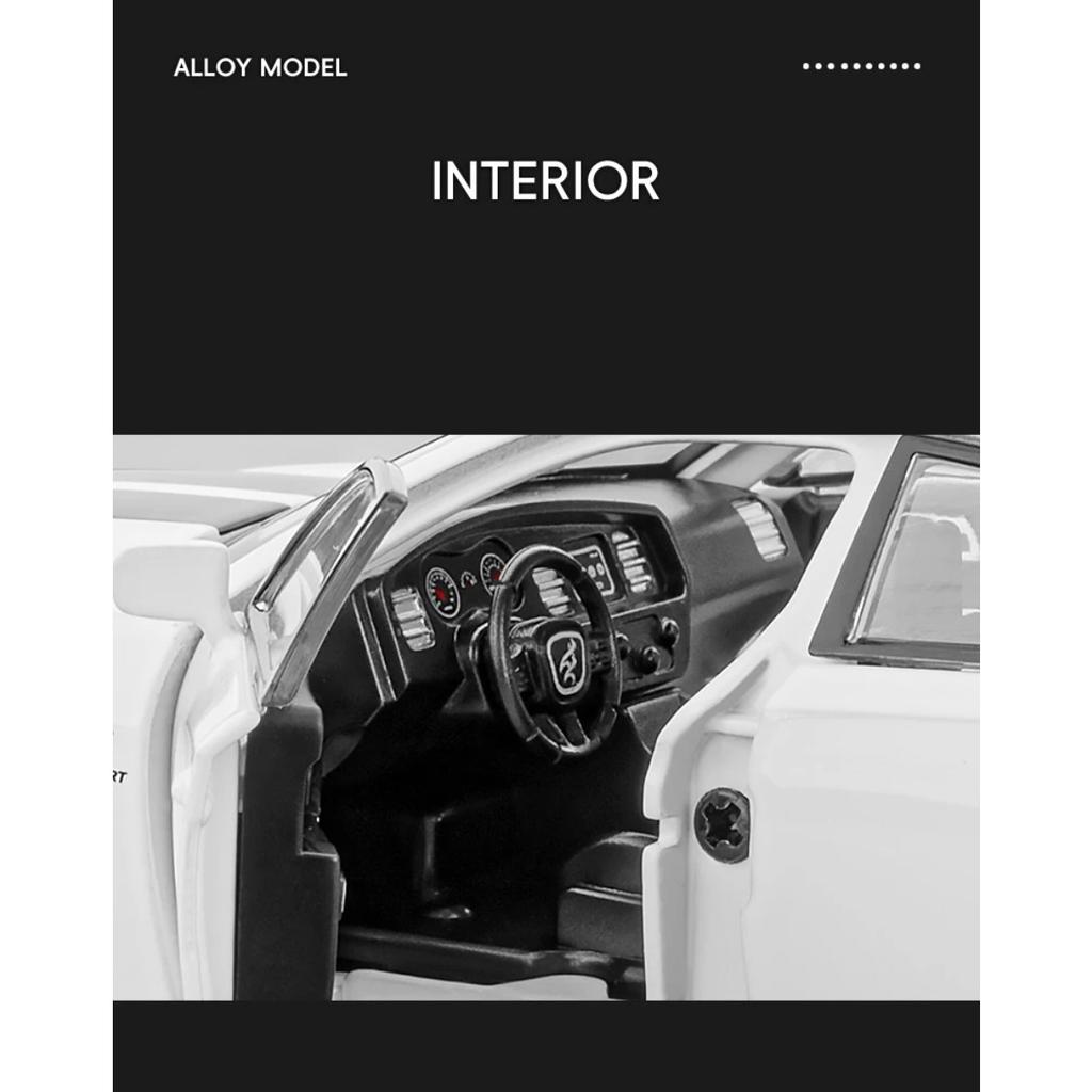1/32 DODGE Charger SRT Hellcat Alloy Sports Car Model Diecast Muscle Racing Vehicles Car Model Simulation Sound Light Kids Gifts
