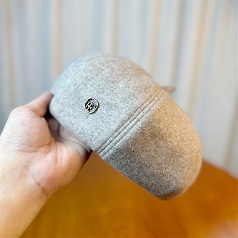 Autumn and Winter Sweet and Cute F Label Beret Women's Retro Literary and Versatile Painter's Hat Showing Face Small Pumpkin Hat Trendy