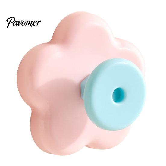 Safety Cabinet Hook Flower Shape Suction Cup Hook, No-Drill Plastic Style Handles, Rotatable Knob Adjustable Buckle for Kitchen Bathroom Lanyard