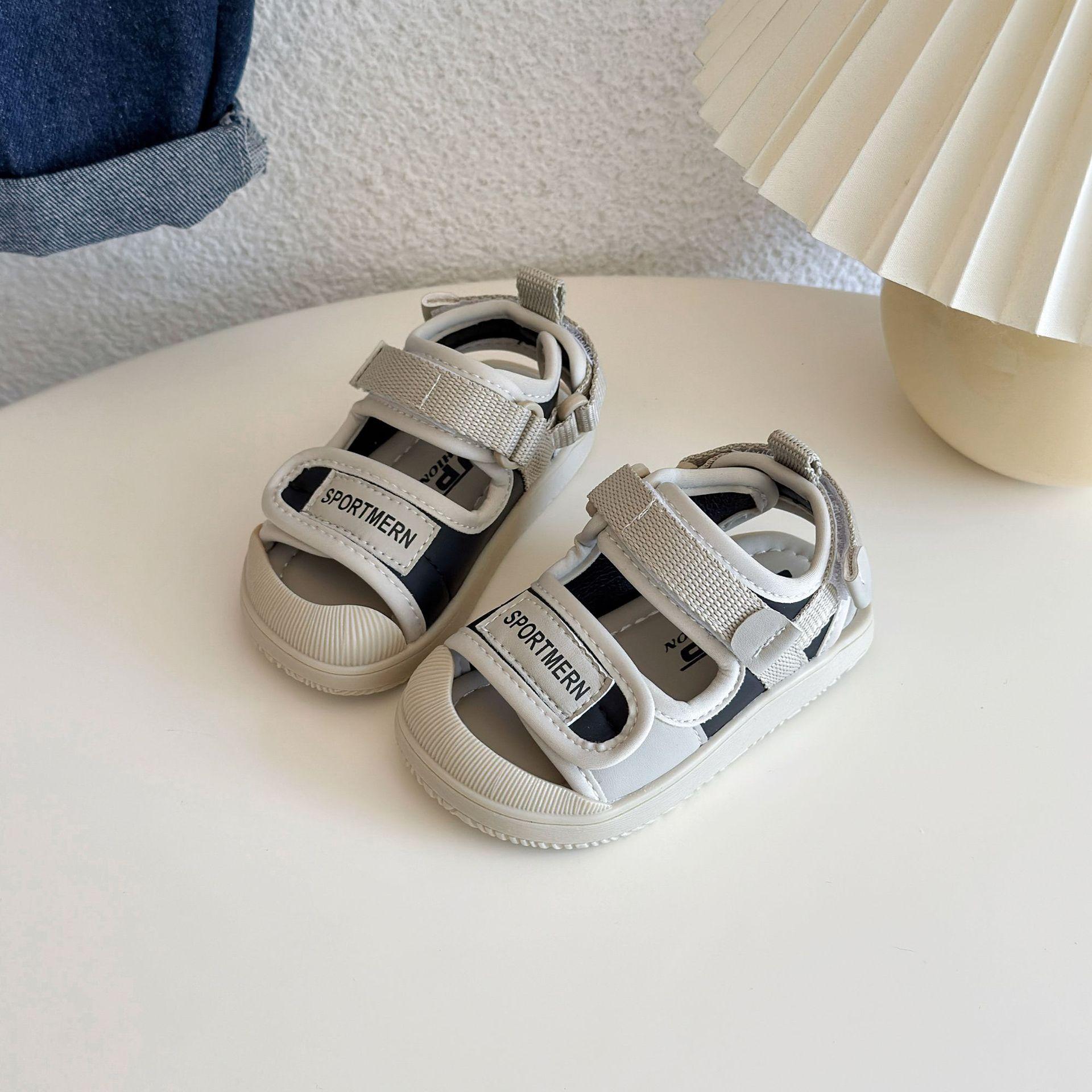

Children s sandals 2025 new trendy children s boys beach shoes sports baby girl soft sole non-slip toddler summer 16-19 yards FCL shot 40 pairs
