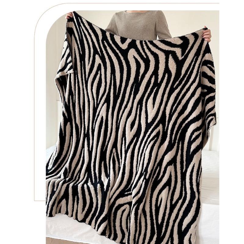 Zebra Print Blanket Cozy Comfort Knitted Bedspread Soft Sweet Home Decorative Throw For Sofa Bedding Warm House Decorating