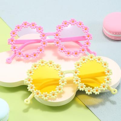 Kids Daisy Flower Sunglasses Colorful Beach Shades for Girls Boys Outdoor Photography Fashion Accessories with Floral Decor
