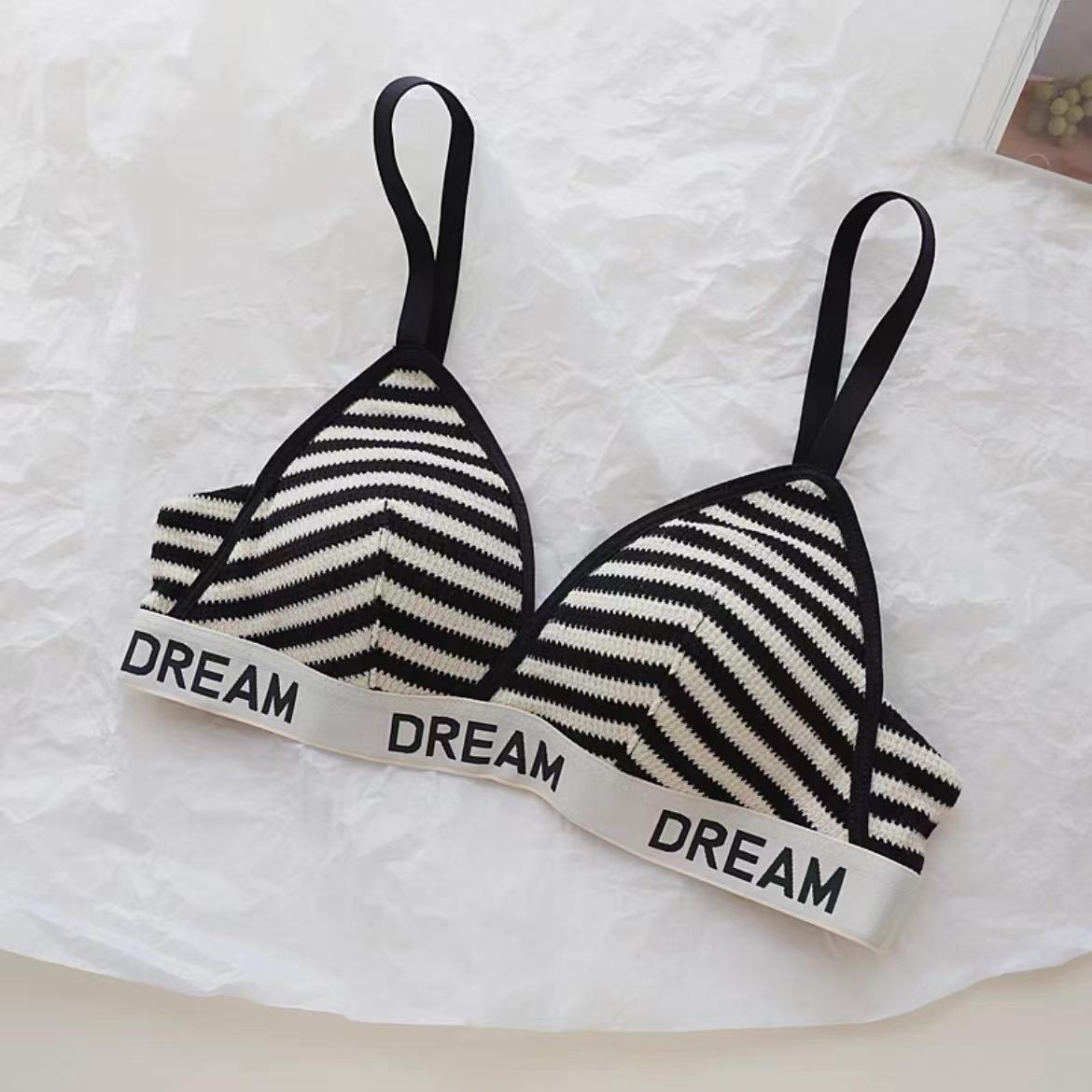 

European and American retro striped letters sexy triangle cup seamless steel ring thin small chest small bra set 32/70ab through cup