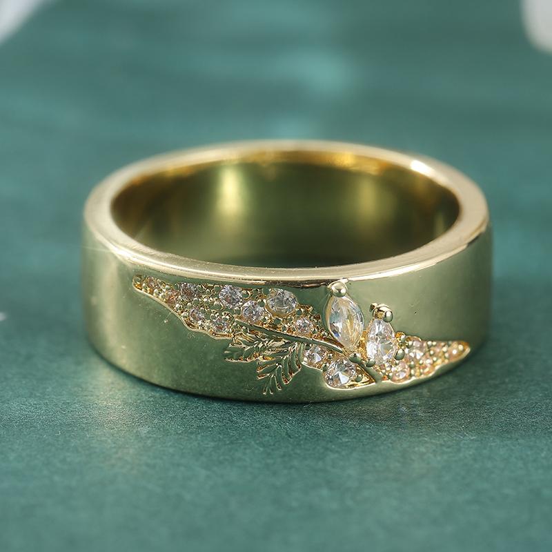 Aesthetic Inlaid White CZ Women's Ring Trendy Gold Color Hand Carving Leaves Daily Wear Party Jewelry Anniversary Gift