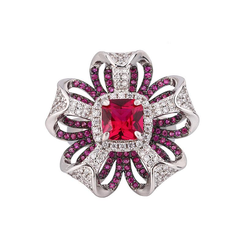Ruby Three-dimensional Petal Ring Full of Diamonds, Sapphire, Zircon Ring, Retro Imitation Colored Treasure Ring.