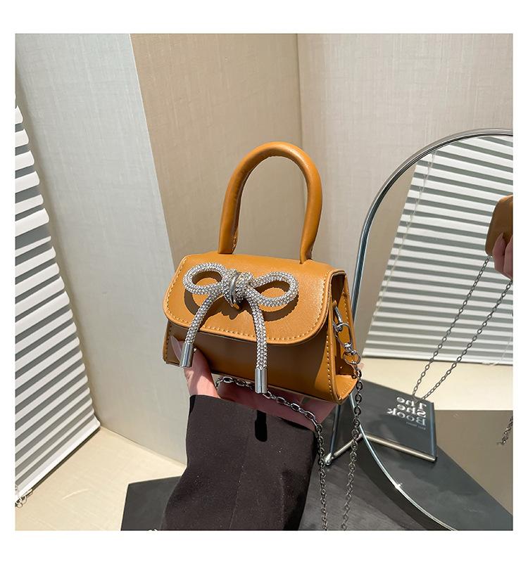 French Niche Design Premium Mini Bag 2025 Girl Bow Chain Lipstick Earphones Messenger Bag Tide