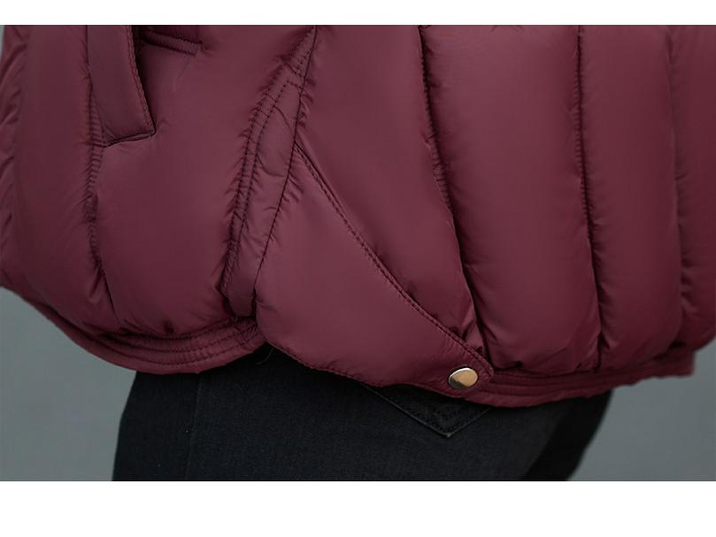 Stylish Mom's Short Down Jacket: Winter Fashion for Middle-Aged & Elderly