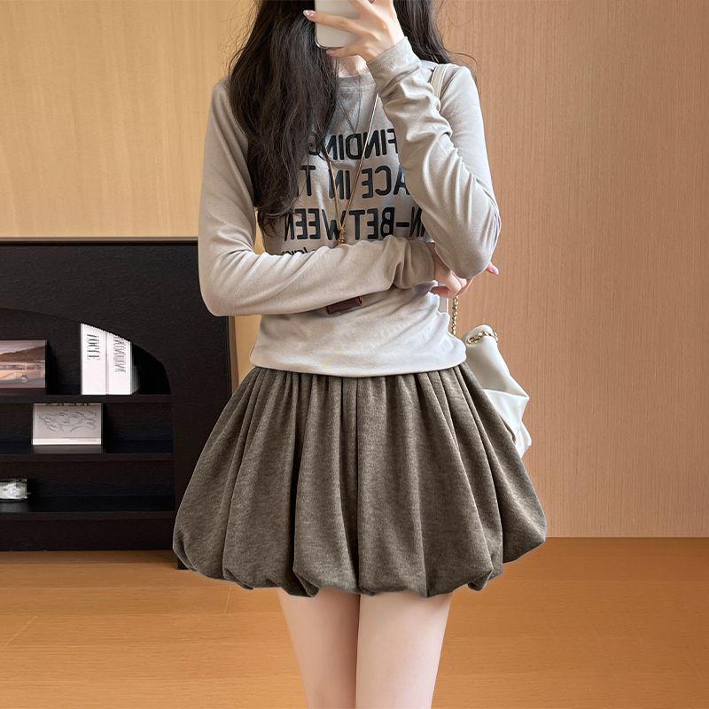 Coffee Glutinous Rice Color Pleated A-Line High-Waist Skirt - Women's Autumn/Winter Anti-Exposure Slimming Skirt.