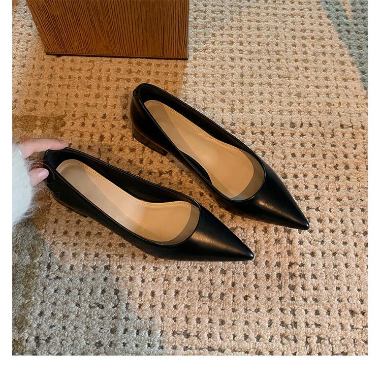 

Sheepskin version~ French leather light mouth pointed shoes thick heel single shoes women s Mary Jane ladyshoes evening shoes small high heels 35