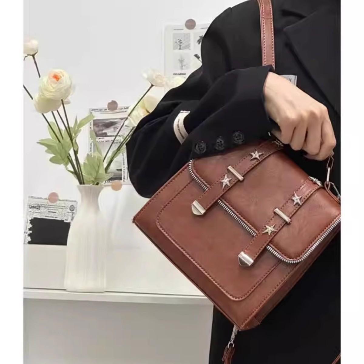 

HENGJINGYX Наплечный археологический рюкзак Sense Винтажный универсальный 2025 Студенческая сумка-саше для поездок Премиальный наплечный коричневый