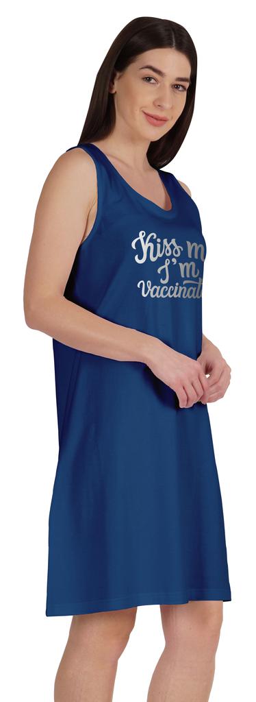 Inkmeso Kiss Me I  M Vaccinated T-shirt Funny Pro Vaccine Summer Scoop Neck