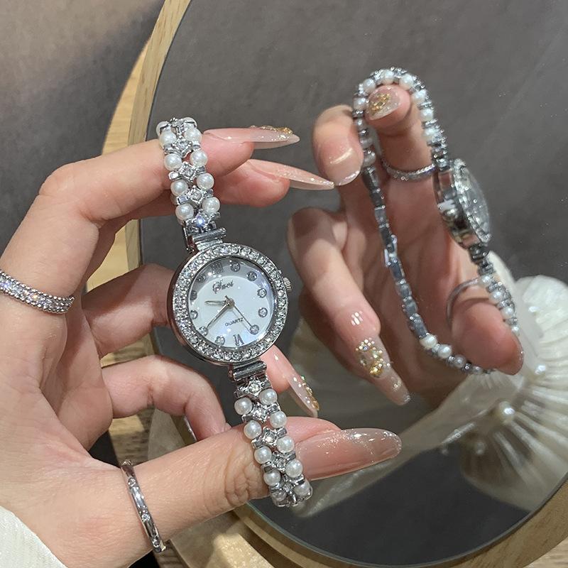 Supply Round Watch Women'S Watch Full Diamond Light Luxury Temperament Fashion Pearl Bracelet Women'S Watch Temperament Quartz