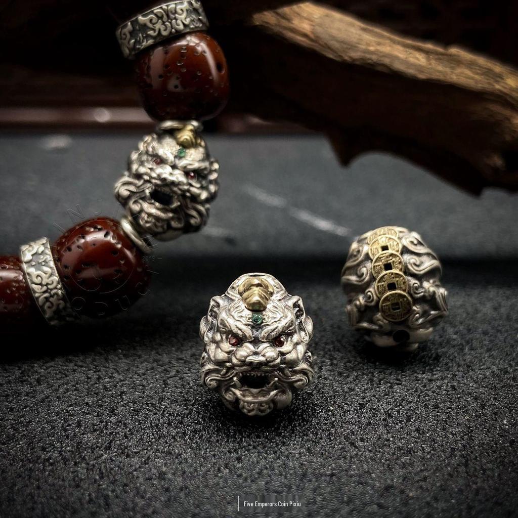 Five Emperors Coins Pixiu Spacer Beads Bracelet with Tibetan-Style Carving Domineering Accent.