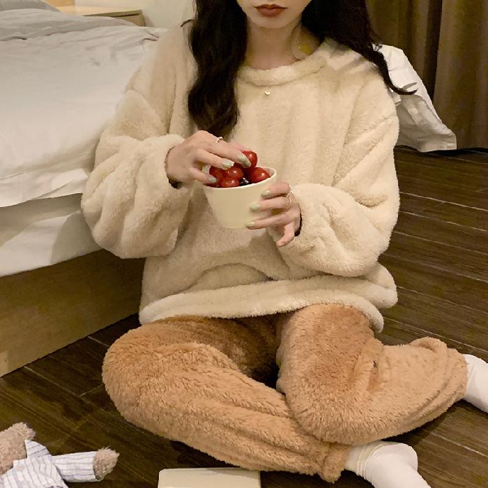 Women's Winter Plush Pajamas Set: Long-Sleeve, Solid Color, Thick Coral Fleece for Home or Outdoor Wear