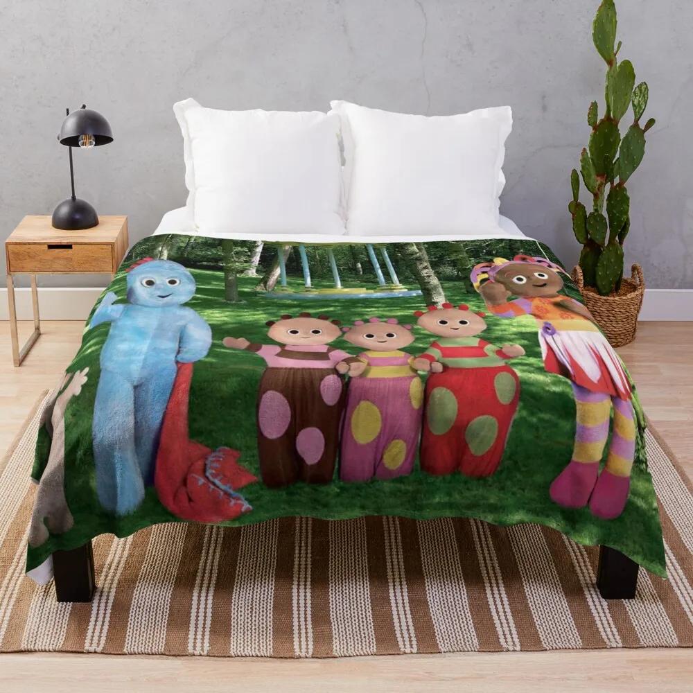 In the night garden Throw Blanket Luxury Thicken Blanket Shaggy Blanket throw blanket  thin blanket  grinch  vintage 75cmx90cm