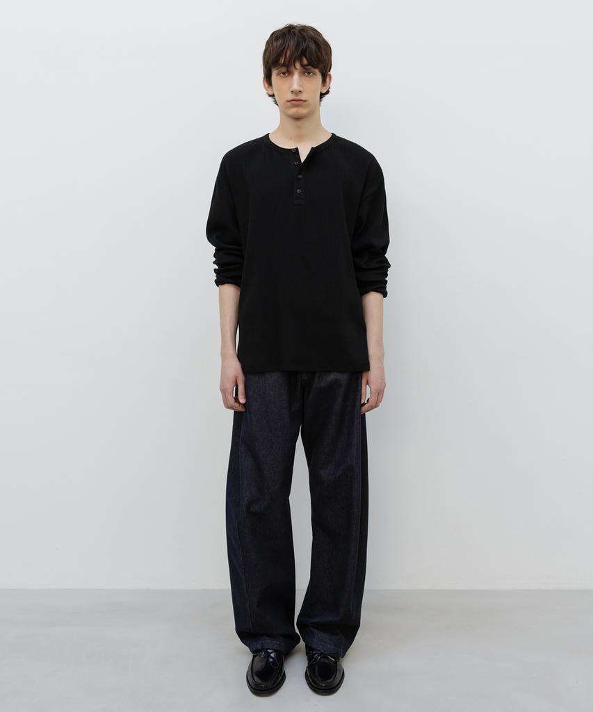 INSILENCE Rib Henley Neck Long Sleeve Black