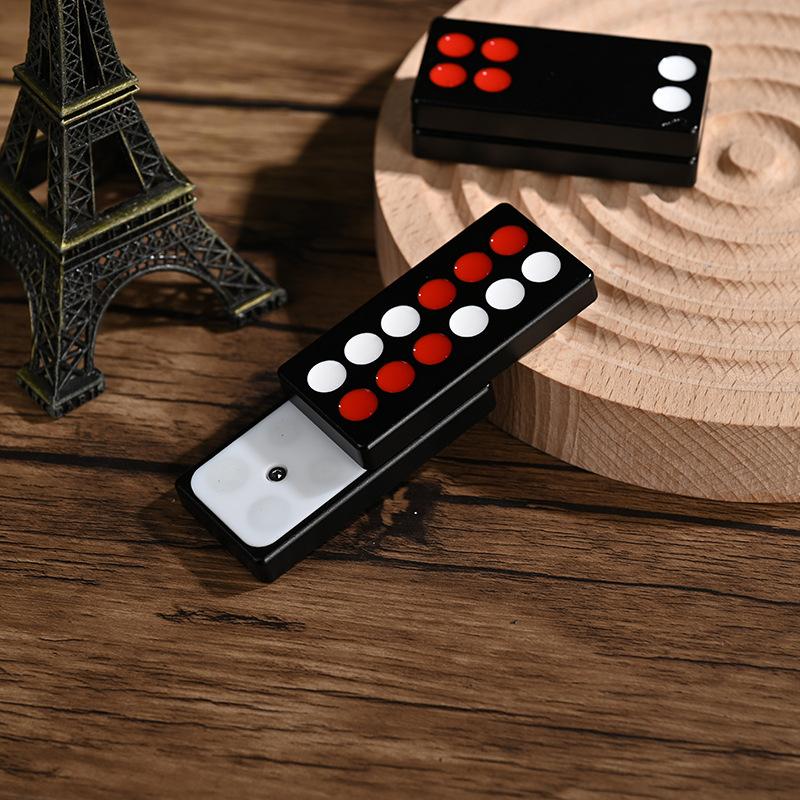 Mechanischer Schieber Magnetische Push-Karte Fidget Schiebeplatte Haptische Münze EDC Stressabbau Spielzeug Antistress Linderung von Angst