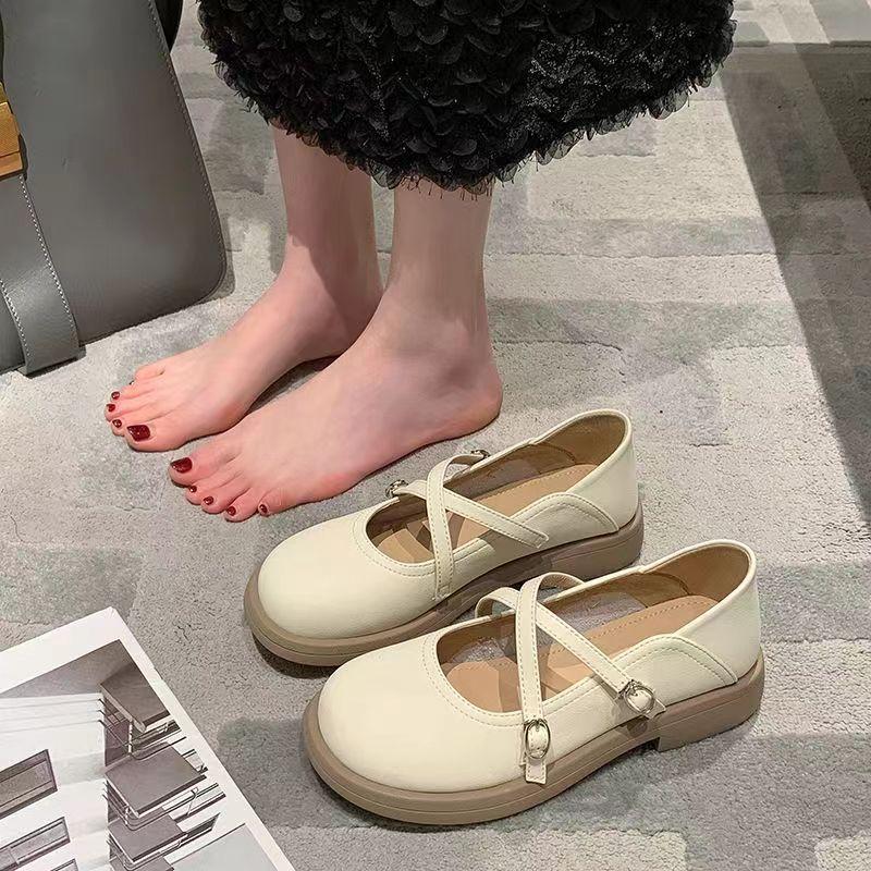 

2025 новая одинарная обувь, женская обувь, толстые каблуки, плоская подошва, неглубокий вырез, круглый носок, маленькие кожаные туфли, студенческая обувь, одинарная обувь 35 бежевый