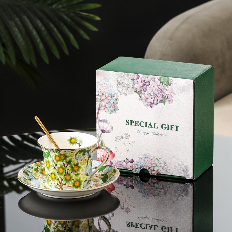 

European Style Painted Flower Coffee Cup Luxury Gilded Exquisite Afternoon Tea Mug Birthday Gift Art Decoration Mug Home Decor 250ML